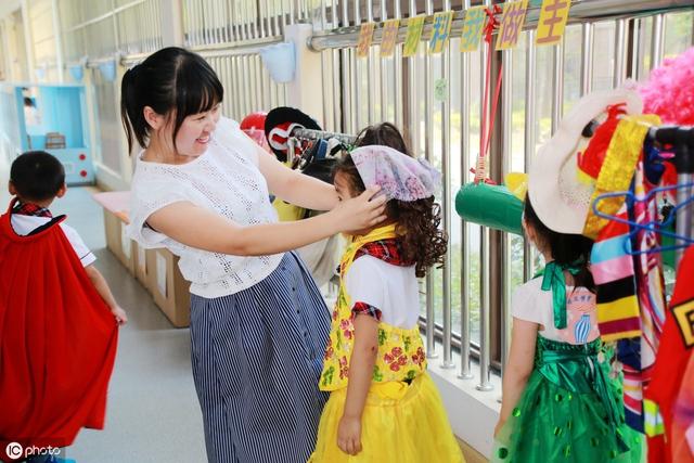杭州家長一跑完8所小學的學區(qū)房 只為能上學